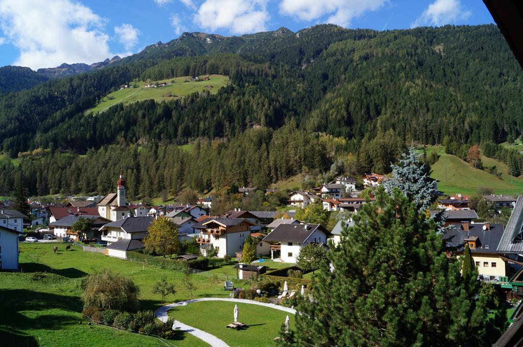 Ferienhaus Bergblick Fulpmes Bilik gambar
