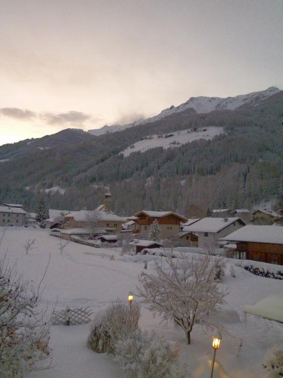Ferienhaus Bergblick Fulpmes Bilik gambar