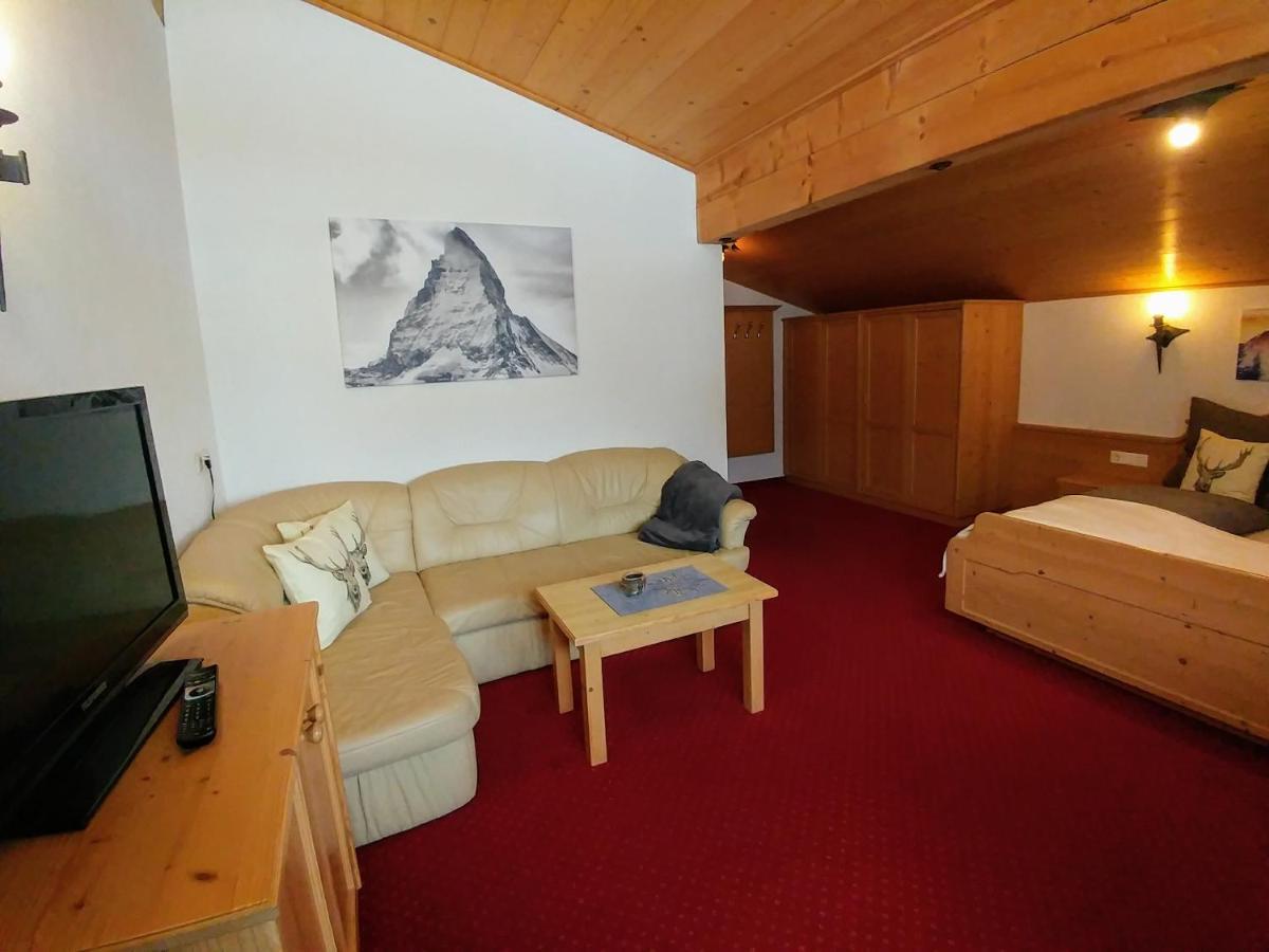 Ferienhaus Bergblick Fulpmes Luaran gambar